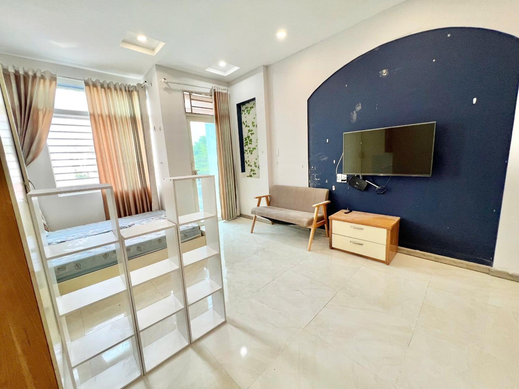 94c2 Phung Cung Ho Chi Minh City
